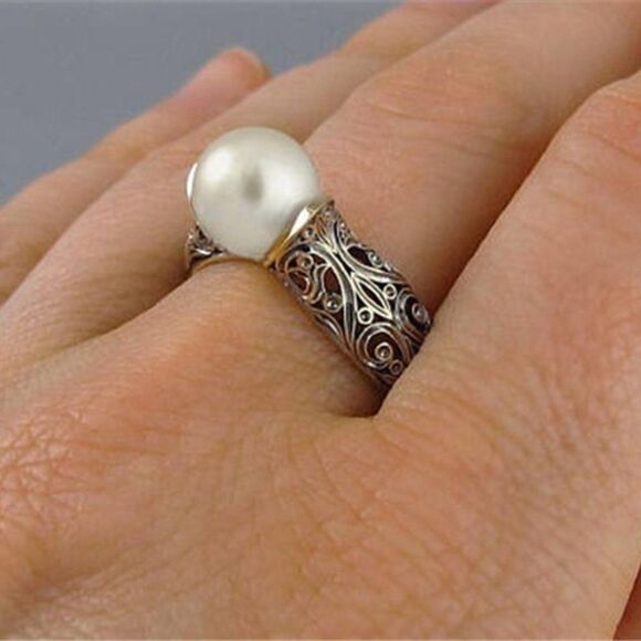 Silver Tone Pearl Ring Filigree Sculpted Mounting Fashion Costume Jewelry Size 7 - Picture 3 of 4